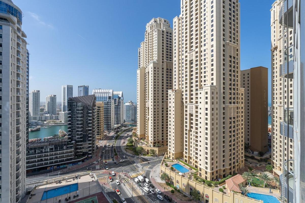 Refined 1br Retreat In The Point Tower - Marina Dubai
