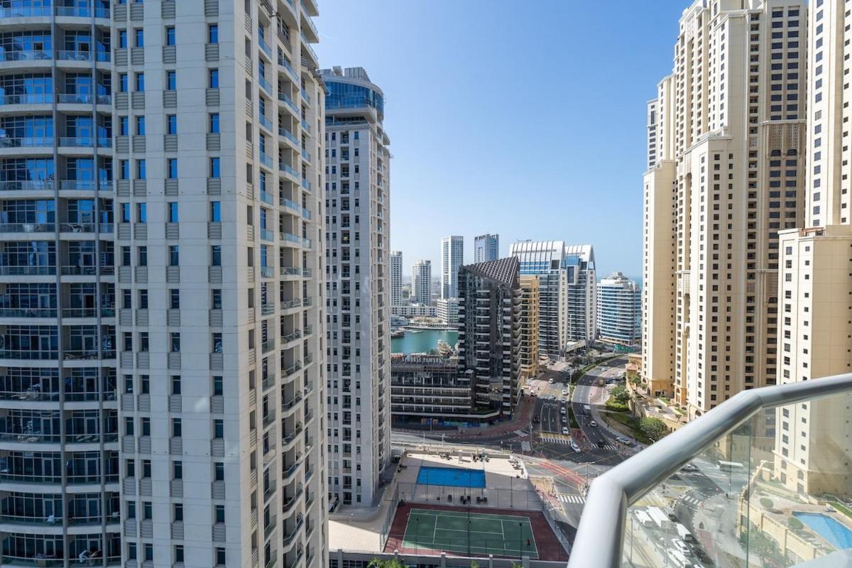 Refined 1br Retreat In The Point Tower - Marina Apartment *