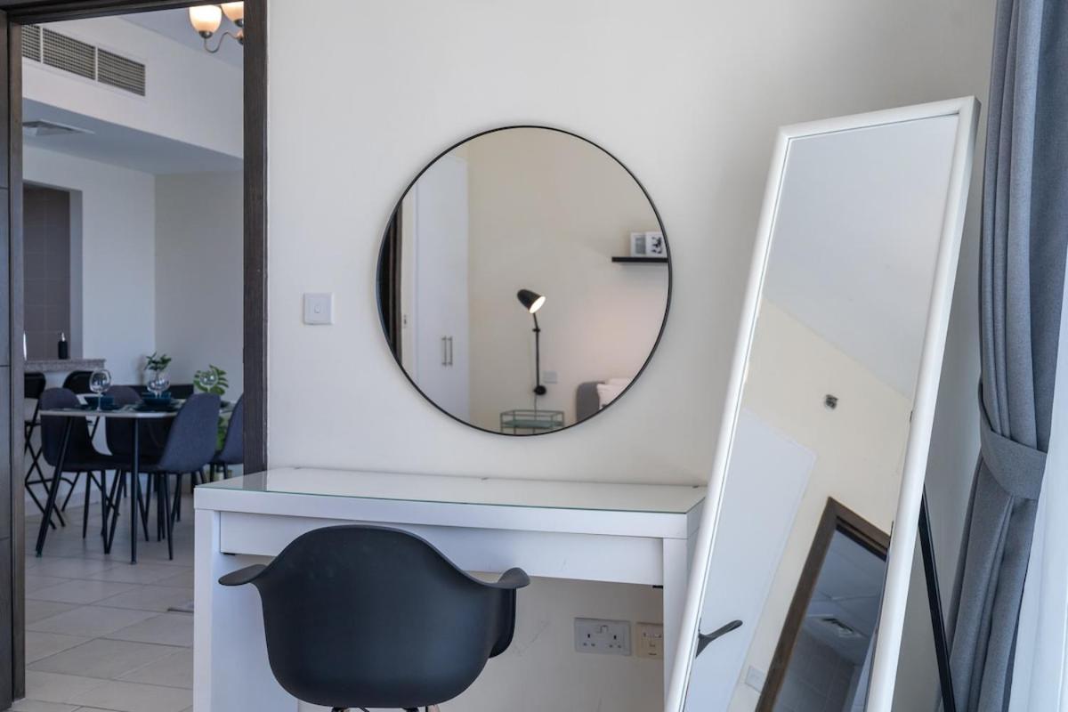 Apartment Refined 1br Retreat In The Point Tower - Marina
