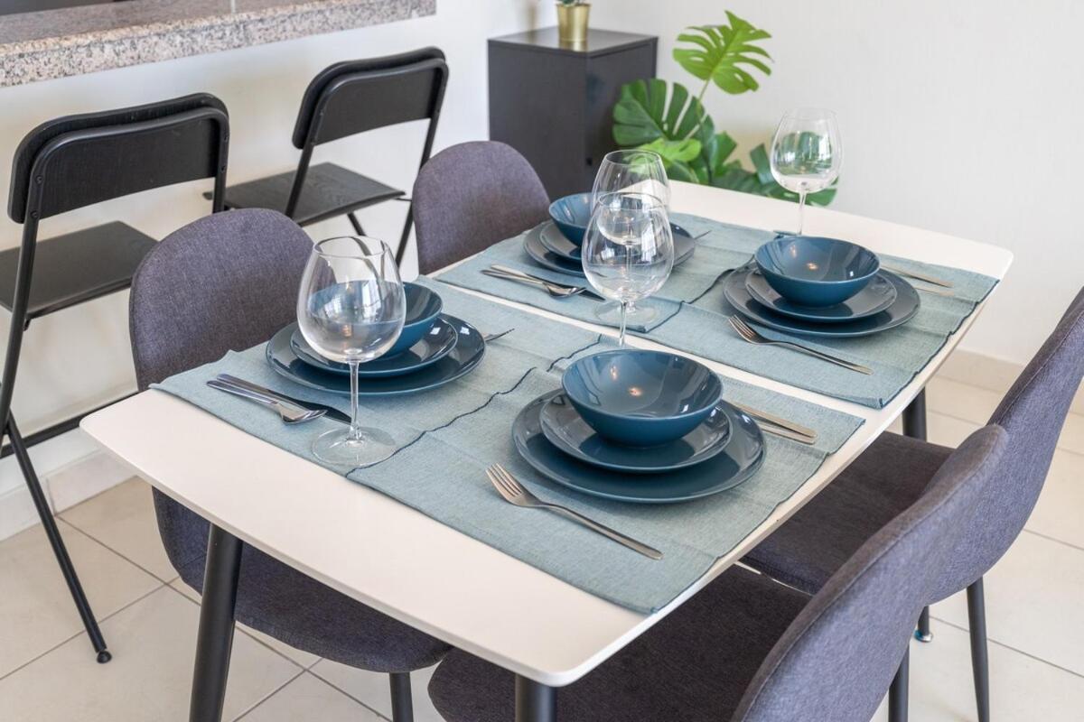 Apartment Refined 1br Retreat In The Point Tower - Marina *
